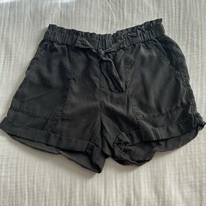 Aerie Cargo Shorts NWOT